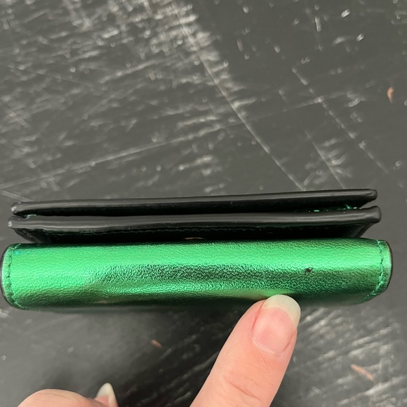 Saint Laurent Iridescent Green Trifold Wallet - Picture 15 of 16